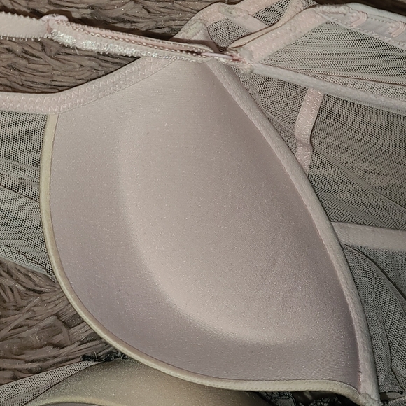 Victoria's secret lingerie - Picture 5 of 7